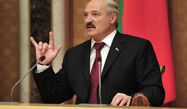 Лукашенко лишил белорусов права на увольнение по собственному желанию