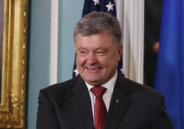 Порошенко намерен в конце октября захватить власть в Украине