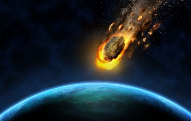 К Земле на скорости 14 км в секунду несется опасный астероид: эксперты оценили риски