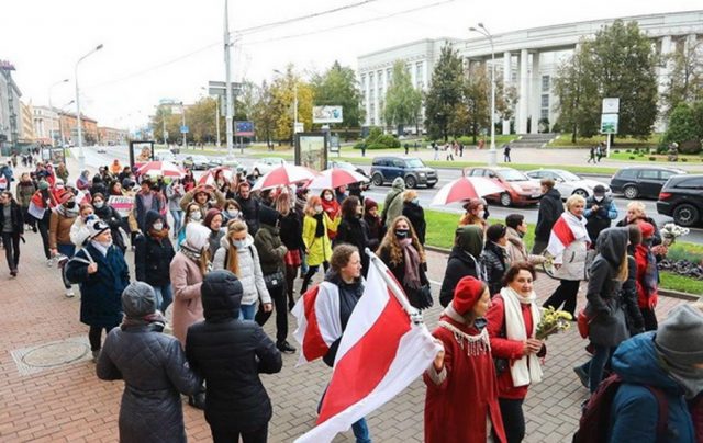 В Минске начались задержания на маршах протеста
