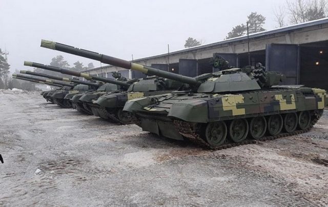 ВСУ получили модернизированные танки Т-72