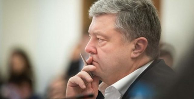 Порошенко призвал закрыть телеканал «НАШ»