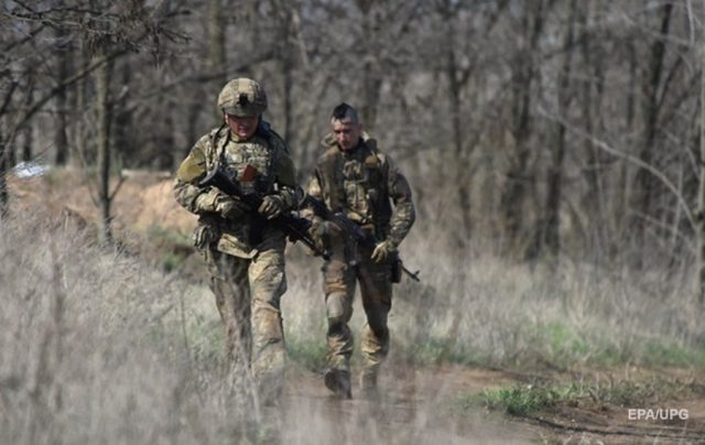 Сутки в ООС: четыре обстрела, ранен боец ВСУ