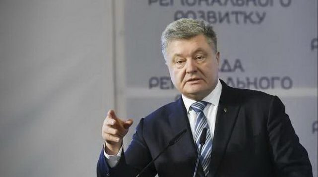 Политолог: Порошенко намеренно занимается дискредитацией вакцинации среди украинцев