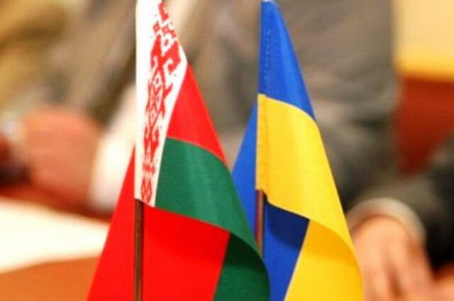 Доигрались: Беларусь прекратила поставки бензина в Украину