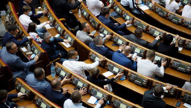 Штрафы до 17 тысяч гривен и лишение свободы. Как в Украине хотят наказывать за антисемитизм