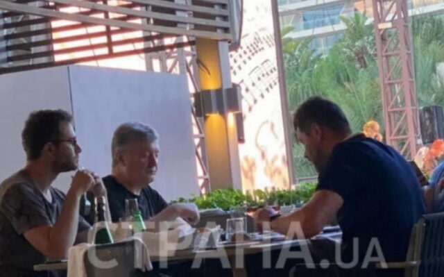 Петр Порошенко отдыхает в турецком Белеке в отеле, где стоимость номера стартует от 213 000 гривен (ФОТО)  ©