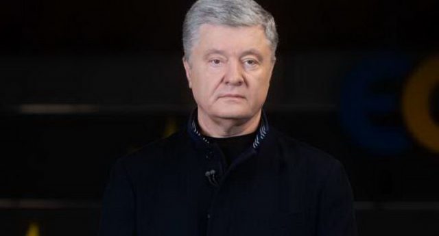 Порошенко призвал власть повысить зарплаты и пенсии – на Банковой ответили, что пятый президент заговорил, как Тимошенко
