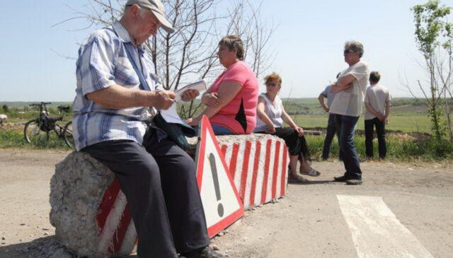 Россия завлекает жителей ОРДЛО: может включить их в программу переселения